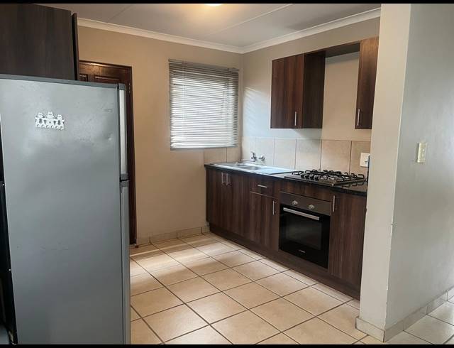 3 BEDROOM SECTIONAL TITLE FOR SALE IN NOORDWYK